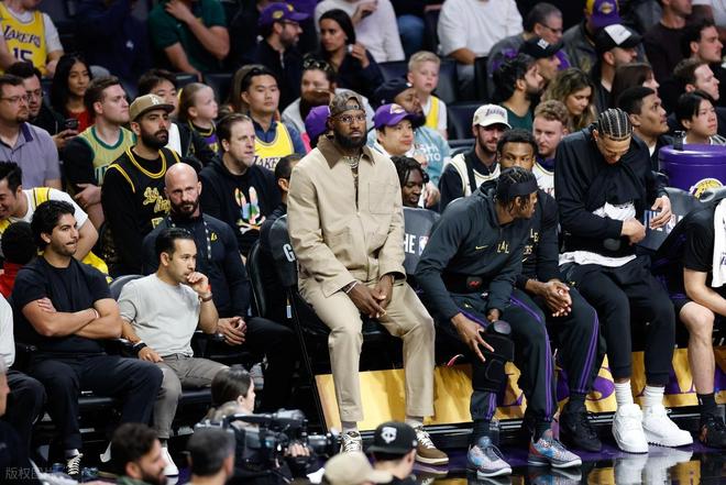 湖人客场掀翻森林狼 詹姆斯缺席成关键转折点