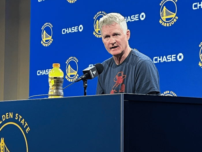 库里参加队内对抗赛状态