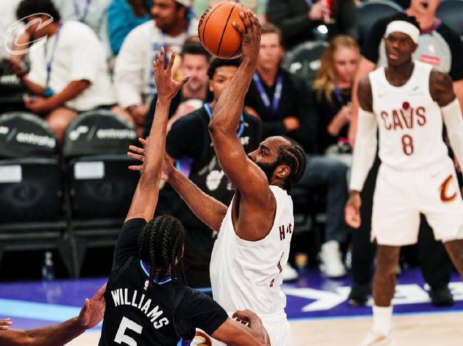 哈登14助攻+莫布里34分 骑士险胜爵士稳居东部第