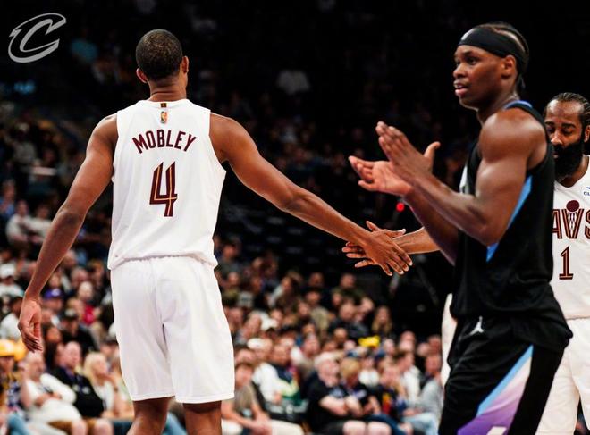 哈登14助攻+莫布里34分 骑士险胜爵士稳居东部第