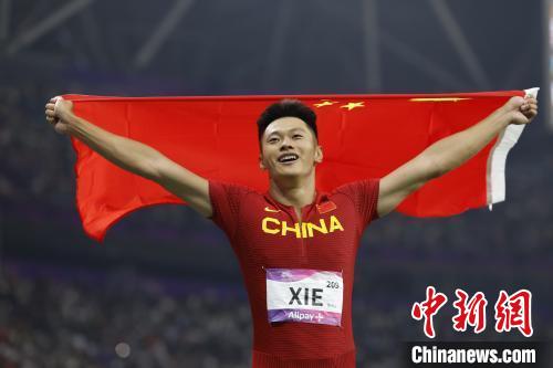 谢震业葛曼棋包揽亚运男女百米金牌