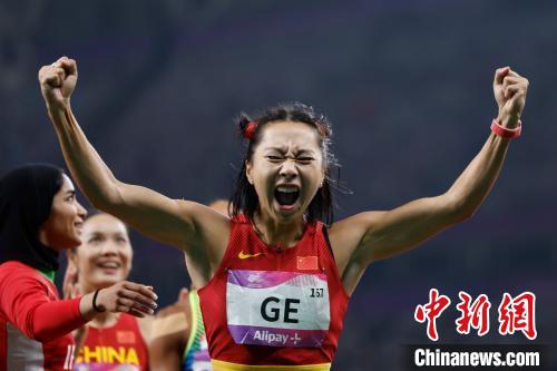 谢震业葛曼棋包揽亚运男女百米金牌