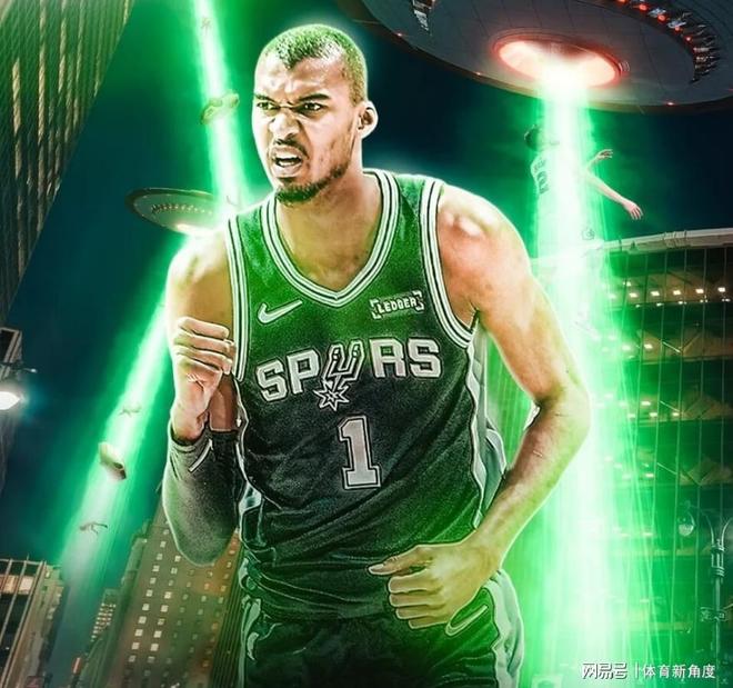 文班亚马肋骨挫伤退赛 乔治犯规引争议