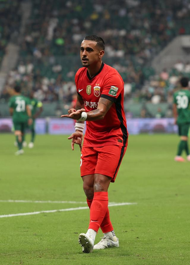 海港客场惨败升班马沦为保级队，外援调整错误